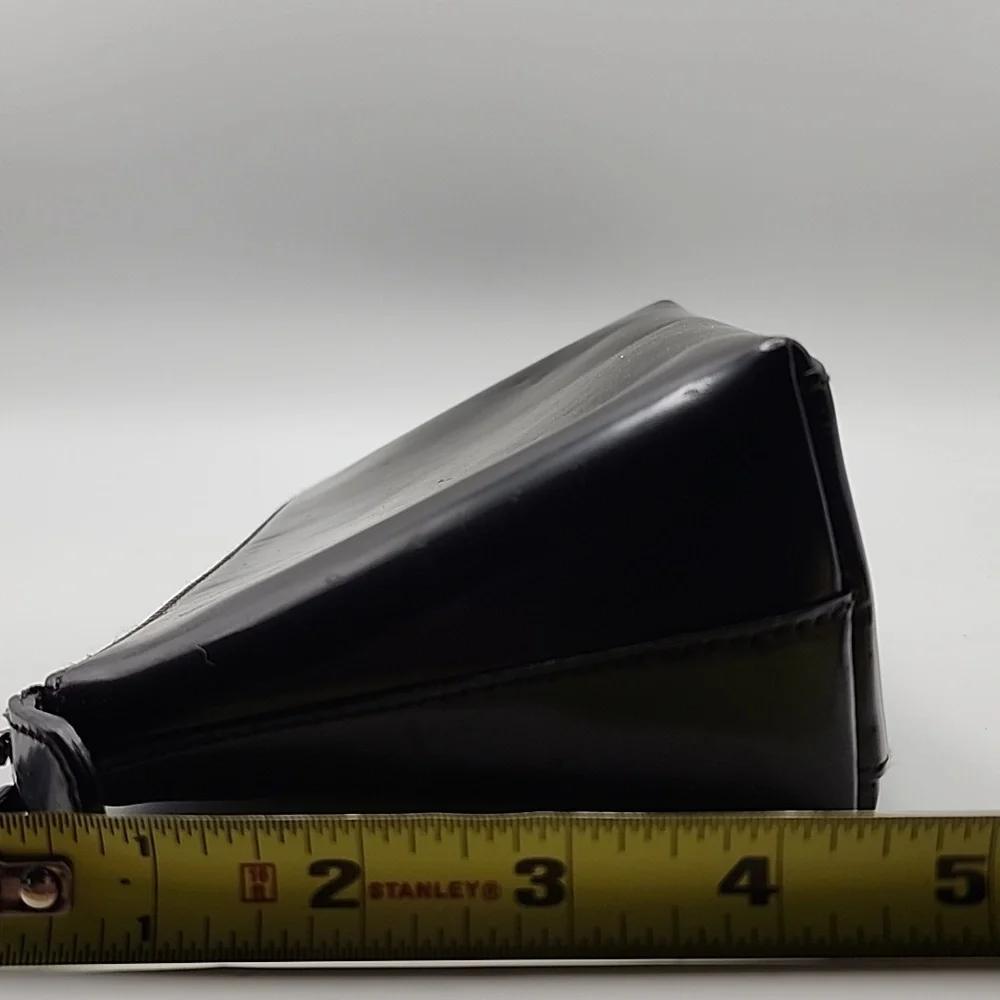 Gucci Black Leather‎ Toiletry Bag - Picture 11 of 15